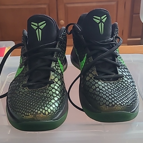 Kobe 6 Supreme Rice Size 7.5 Used, not In box.Snake Pattern - Picture 2 of 4